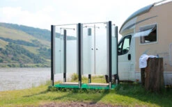 Breuer Exo Set Gartendusche / Outdoordusche Geschlossen Mit Pendeltür Weiß 11 Breuer Exo Set Gartendusche / Outdoordusche Geschlossen Mit Pendeltür Weiß -Perfect Zelte 398055 2902859